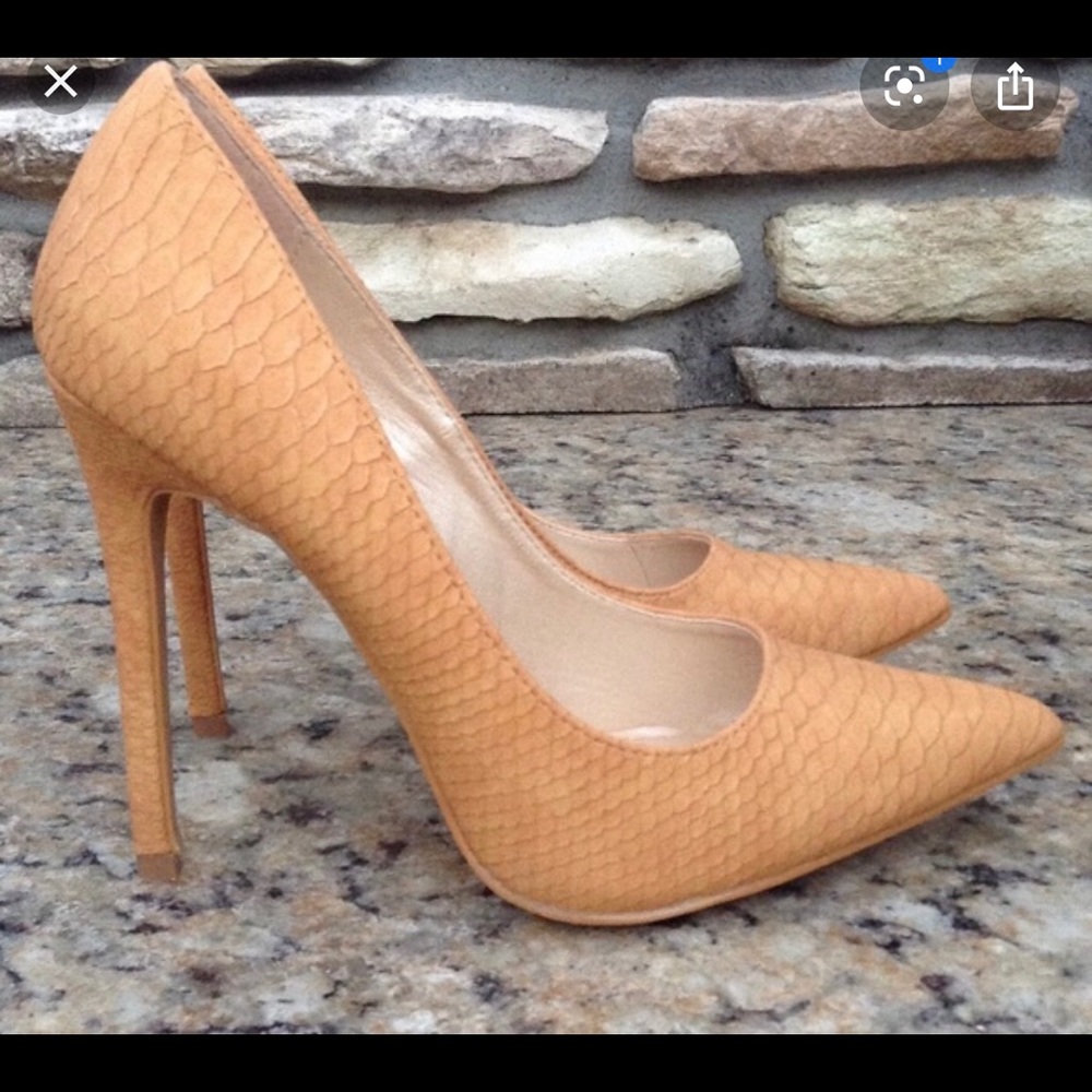 Cassy Tan Snake Pumps